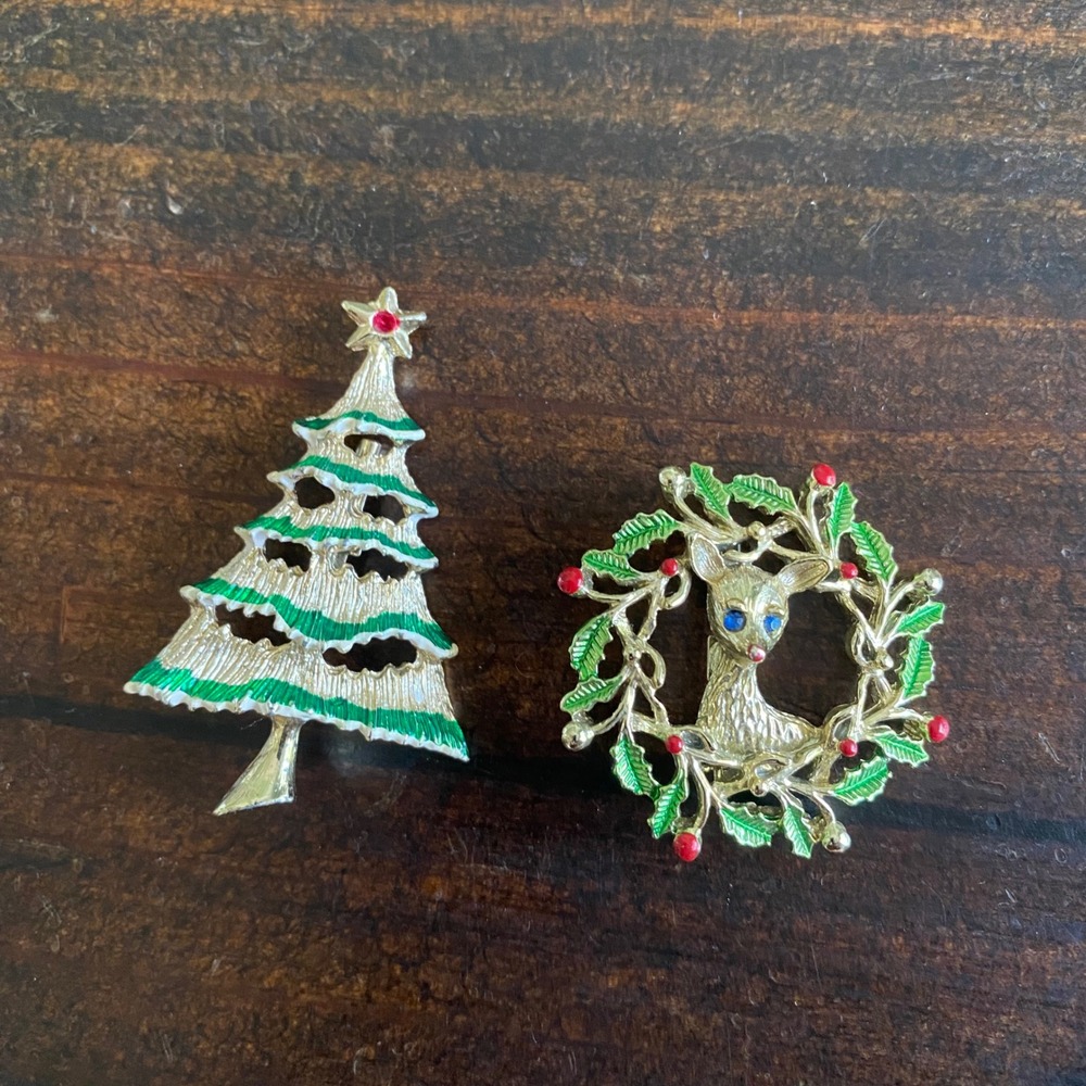 Vintage Christmas Brooch Set Gold Tone Enamel‎ Tree Reindeer Wreath Pins 2pc